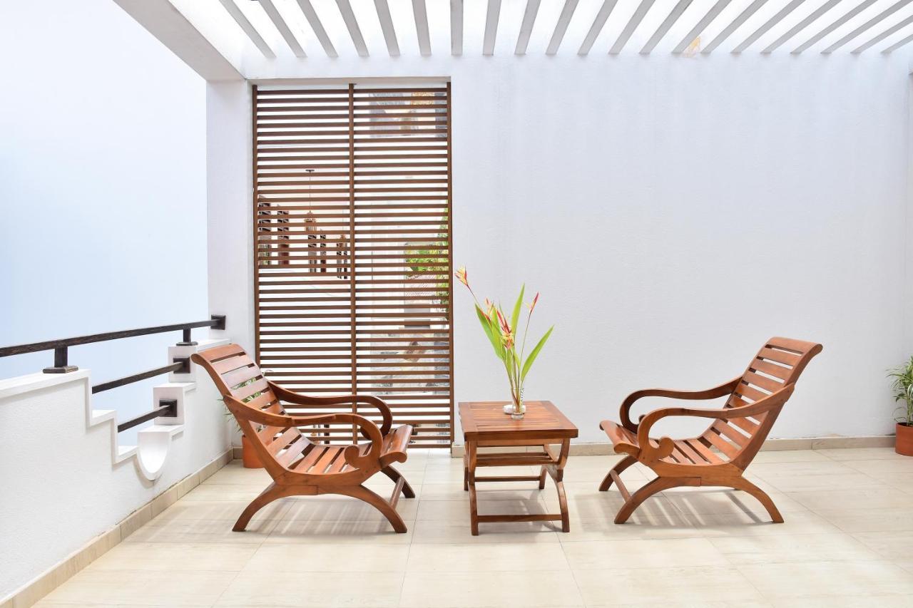 Villa De White Sambur Хиккадува Экстерьер фото